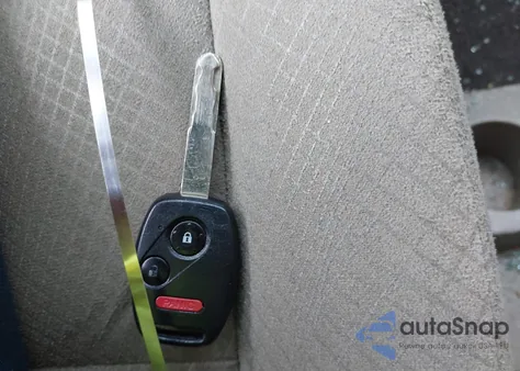 2014 Honda Odyssey Lx z USA, uszkodzony, nr VIN 5FNRL5H21EB043630